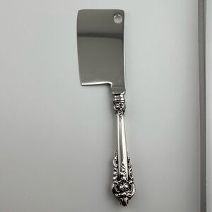 Wallace Grande Baroque Cheese Cleaver Sterling Silver Handle Ornate Pattern
